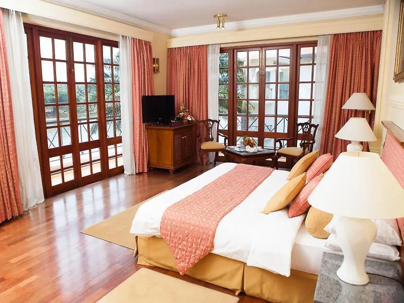 *****  Mahaweli Reach Hotel Kandy Sri Lanka